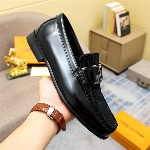Lv Loafer 019