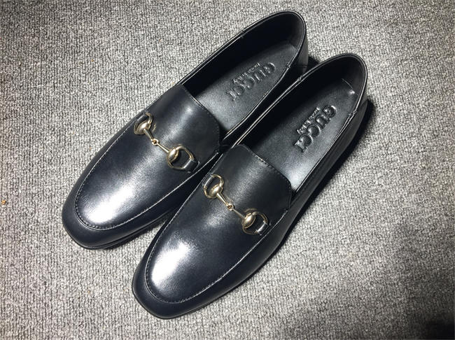 G*u*i loafer 22