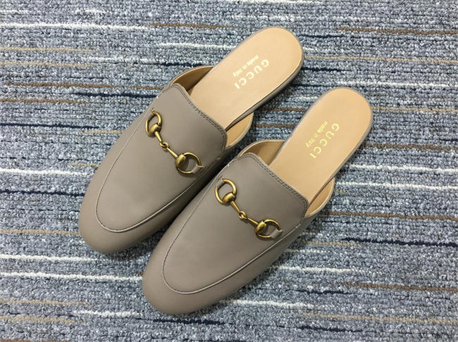 G*u*i slipper 6