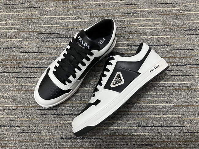 Pra*a leather sneaker 1