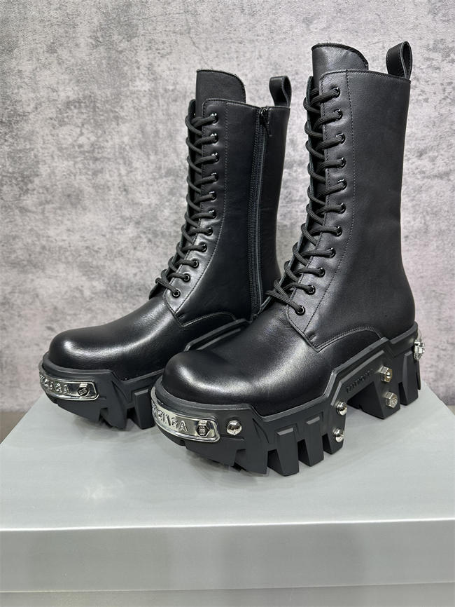 Ba*len*cia*ga boot