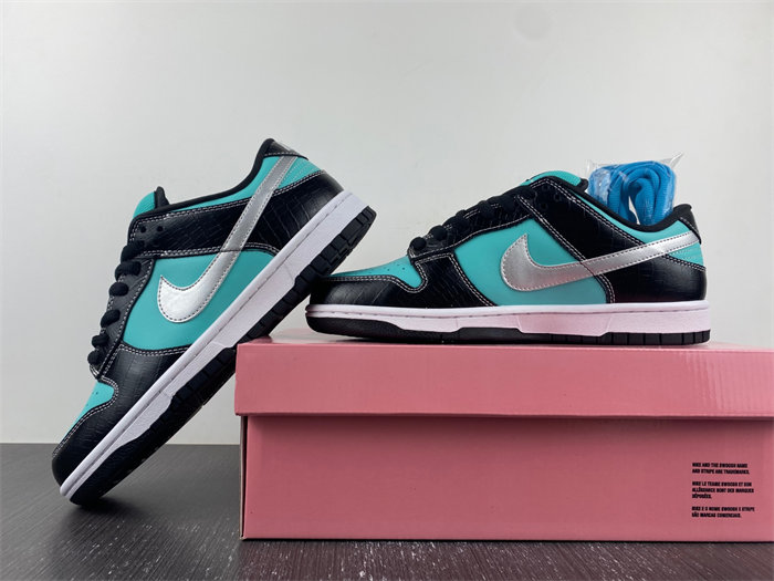 nike sb dunk low Di*m*nd s*pply co. aqua blue 304292-402