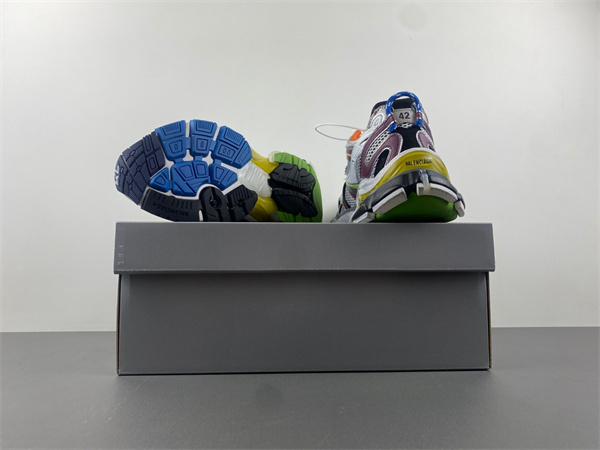 779066-w3rbxp-8123  Ba*len*cia*ga